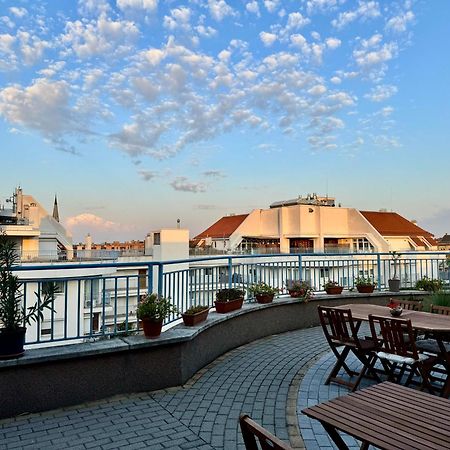 Rooftop City Residence With Deep Garage บูดาเปสต์ ภายนอก รูปภาพ
