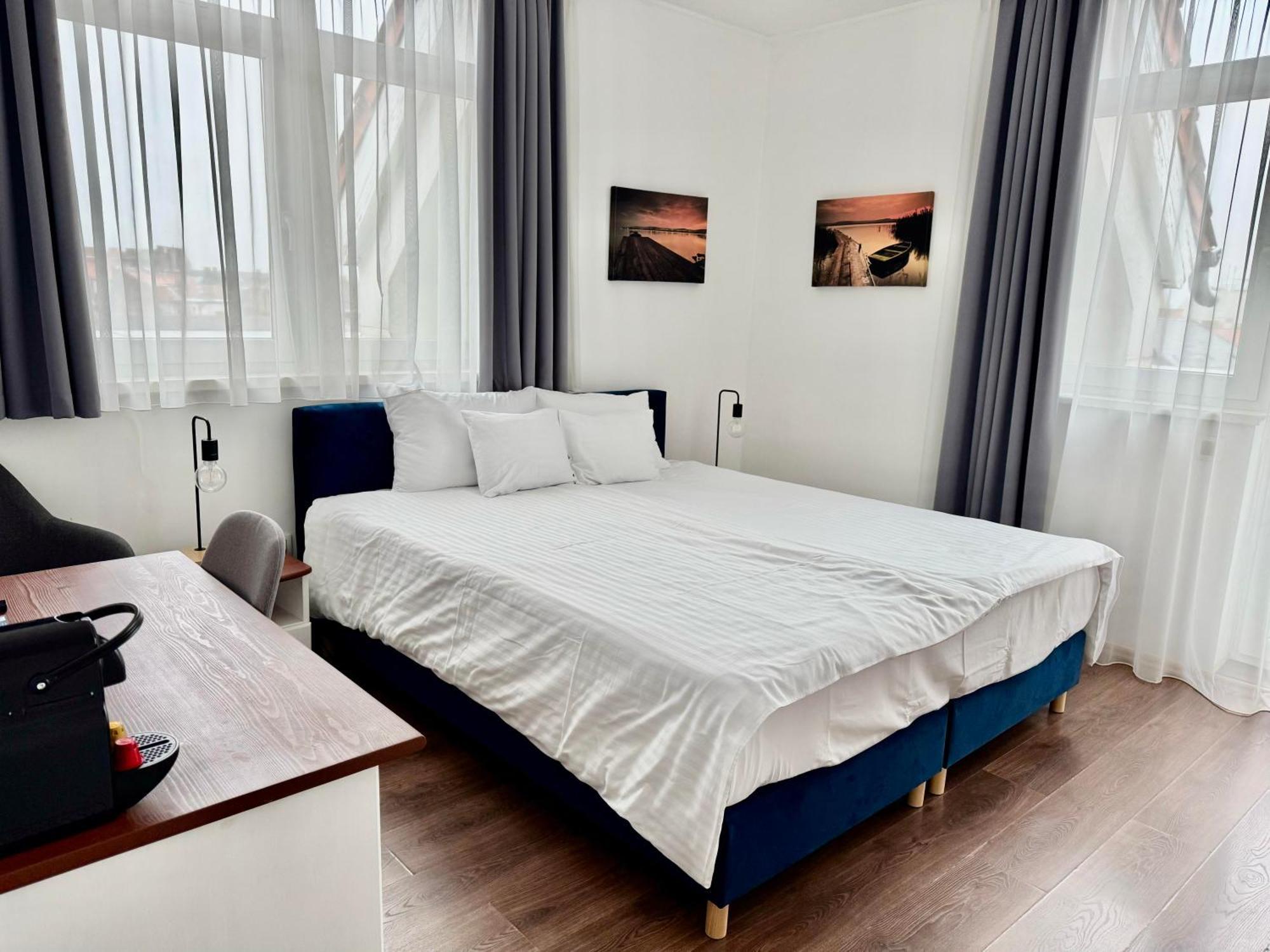 Rooftop City Residence With Deep Garage บูดาเปสต์ ภายนอก รูปภาพ