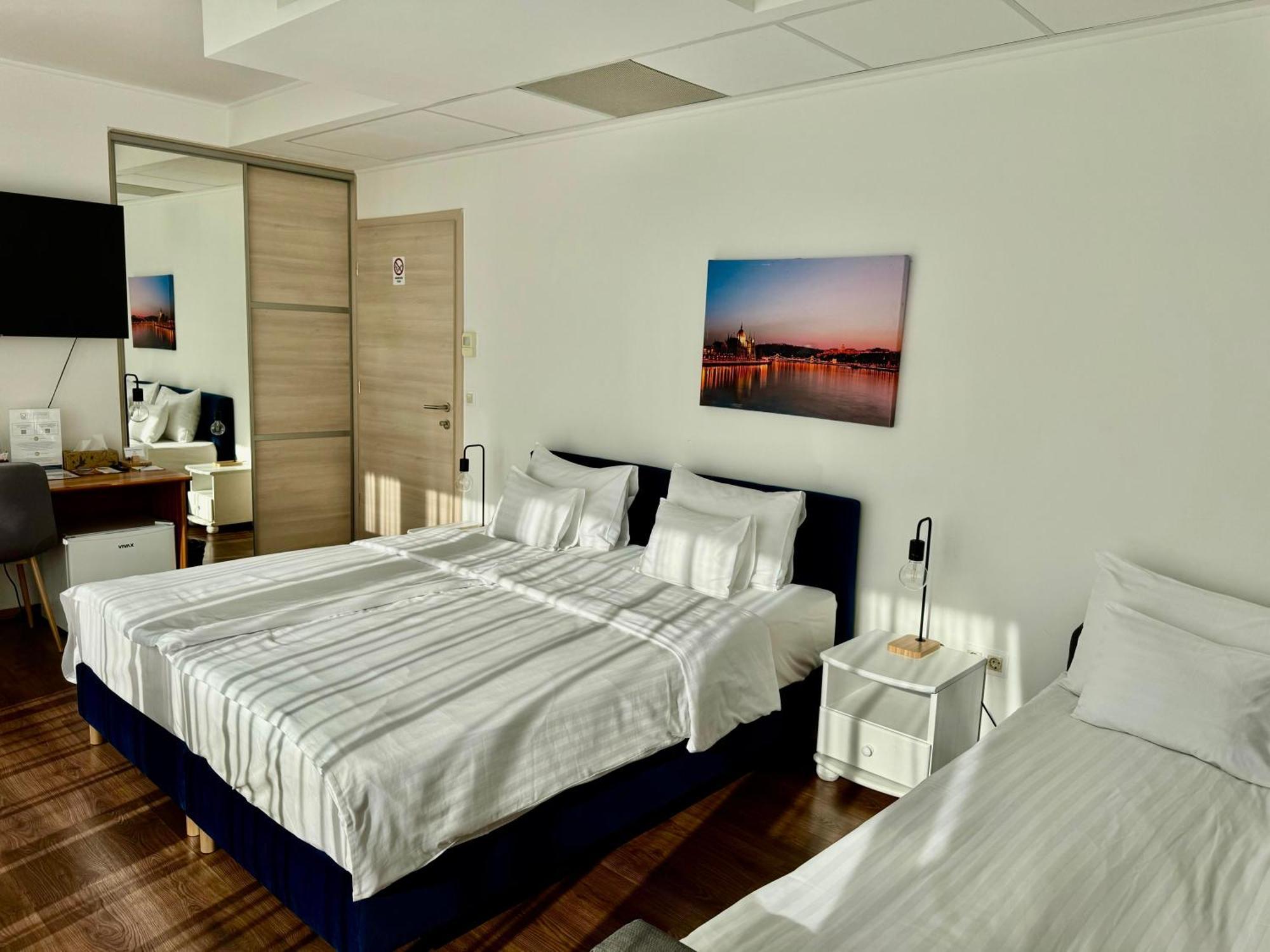 Rooftop City Residence With Deep Garage บูดาเปสต์ ภายนอก รูปภาพ