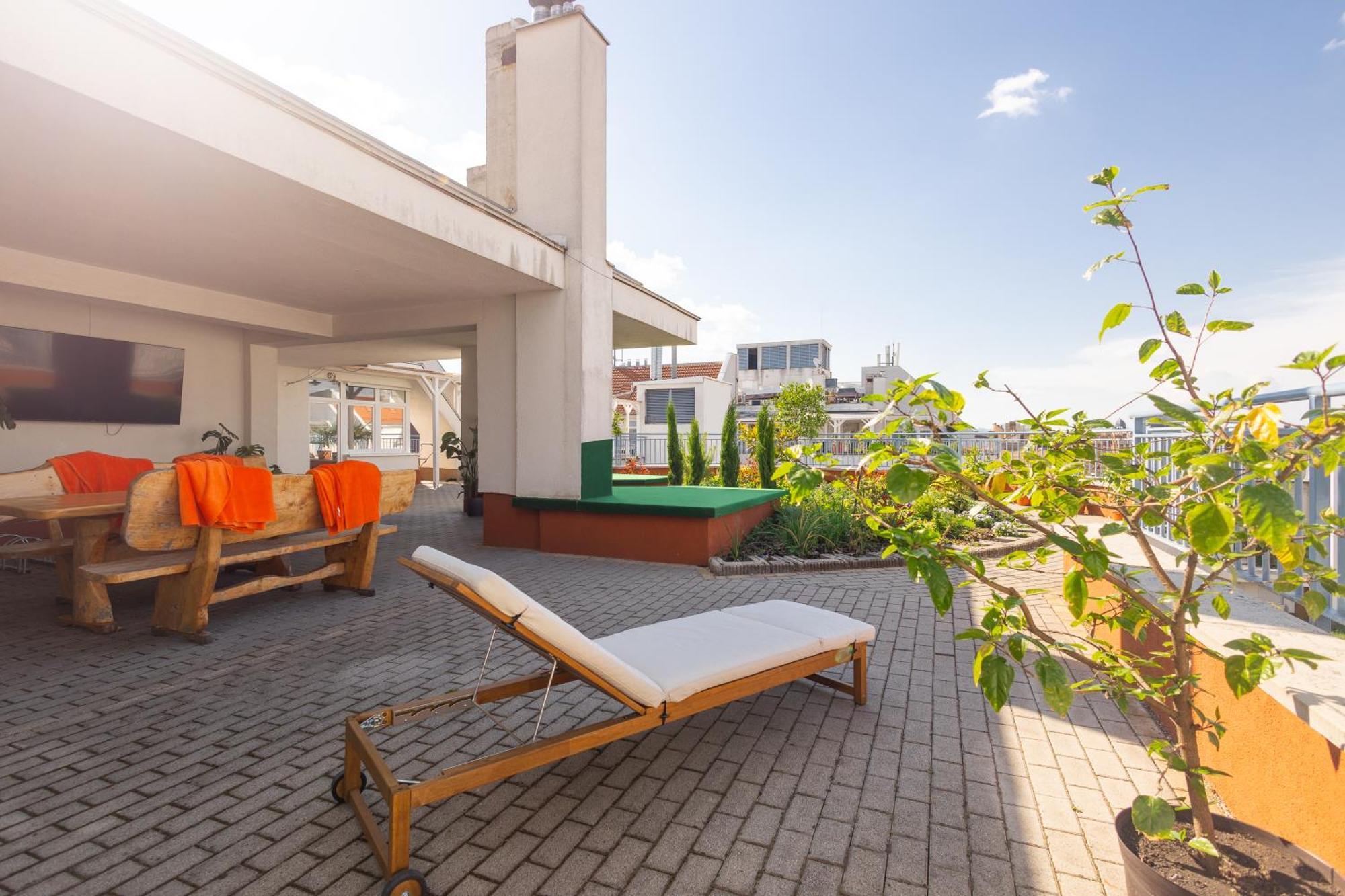 Rooftop City Residence With Deep Garage บูดาเปสต์ ภายนอก รูปภาพ