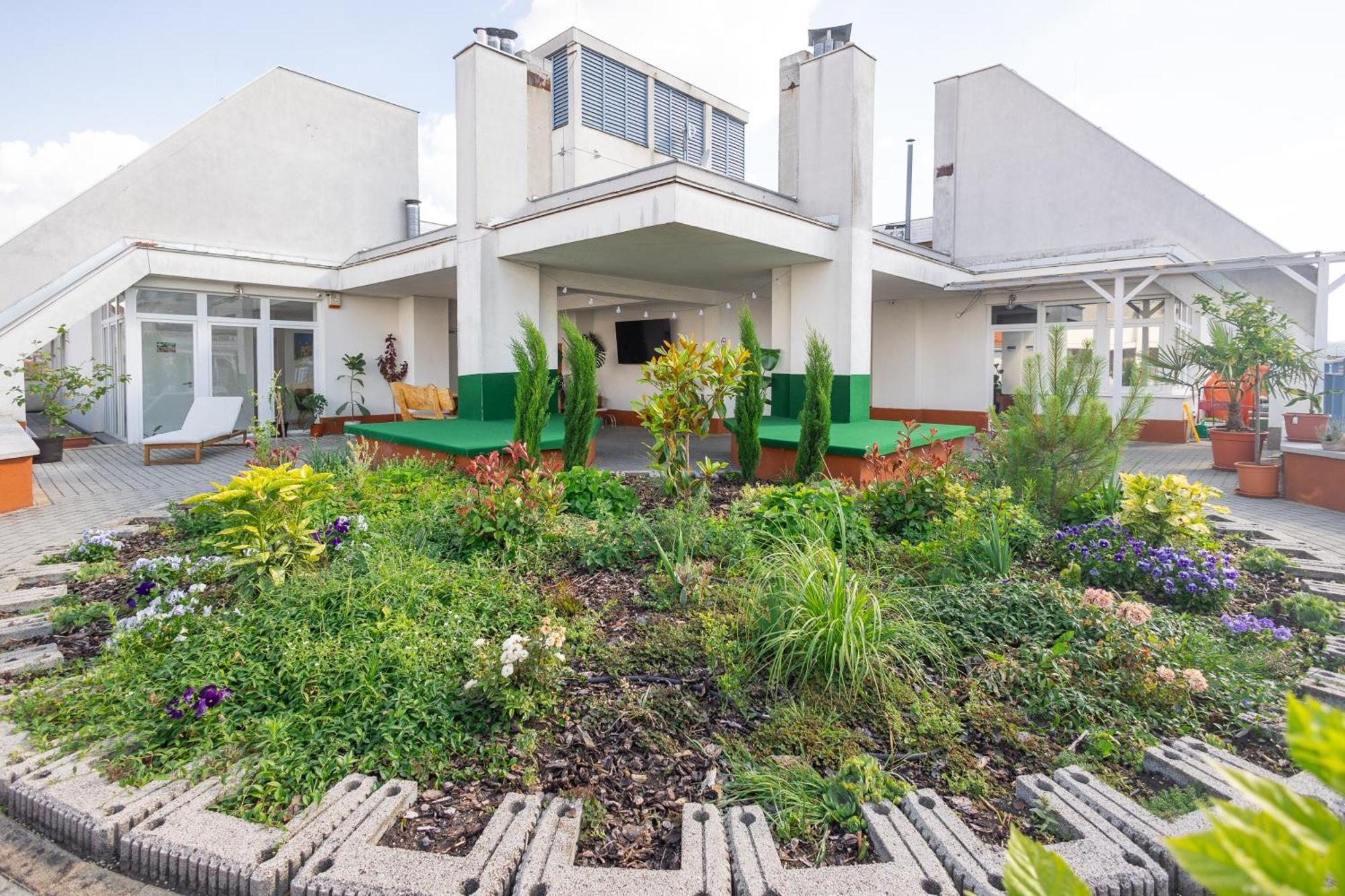 Rooftop City Residence With Deep Garage บูดาเปสต์ ภายนอก รูปภาพ